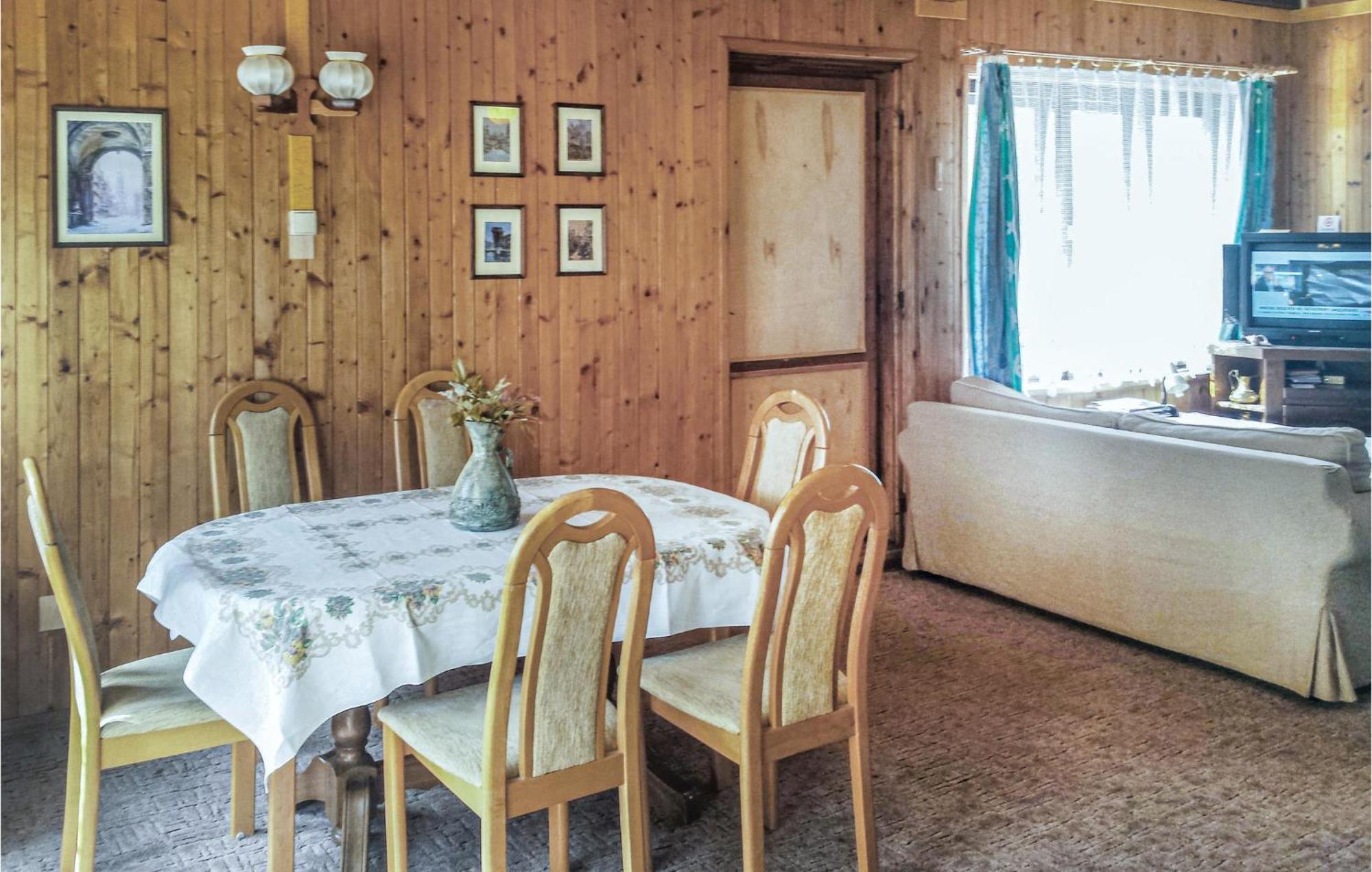 3 Bedroom Stunning Home In Dziemiany Екстер'єр фото